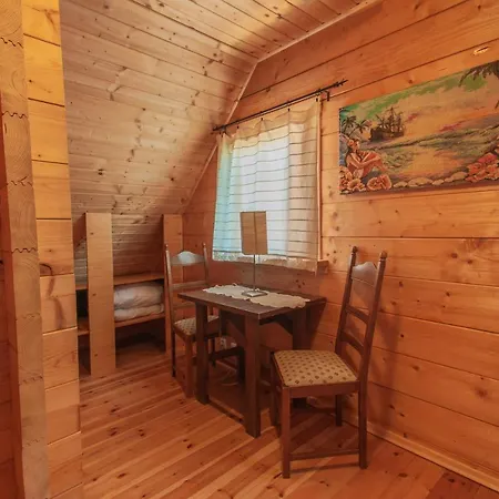 假日公园 查奇德拉奇旅馆 *