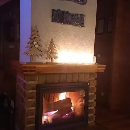 查奇德拉奇旅馆 假日公园 *