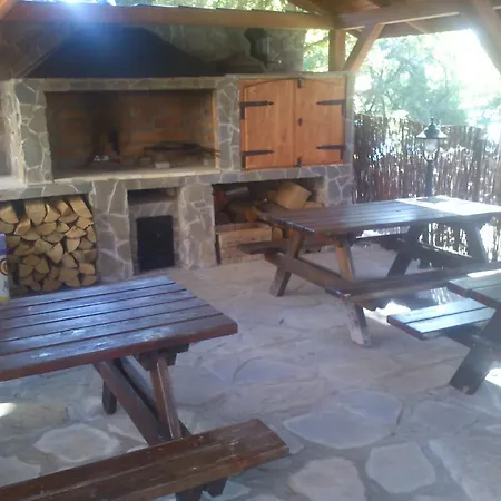 Chatki Qdlatki Semesterpark Kluszkowce