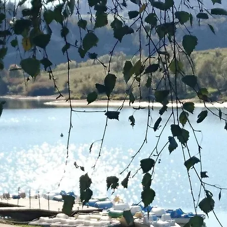 查奇德拉奇旅馆 假日公园