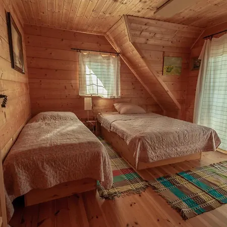 查奇德拉奇旅馆 假日公园 *