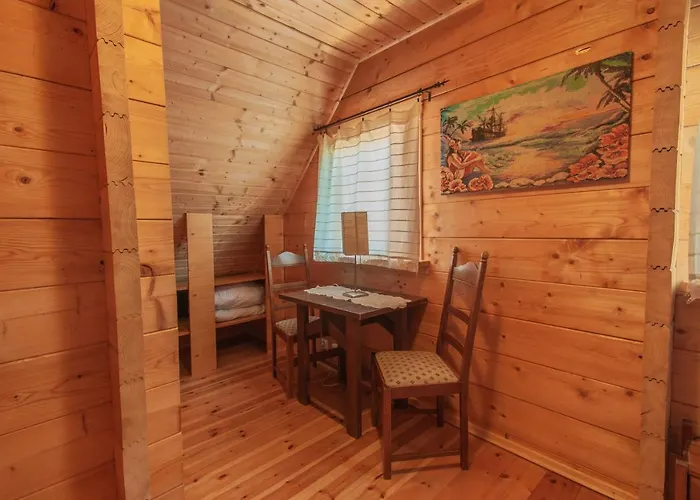 Tatil parkı Chatki Qdlatki *